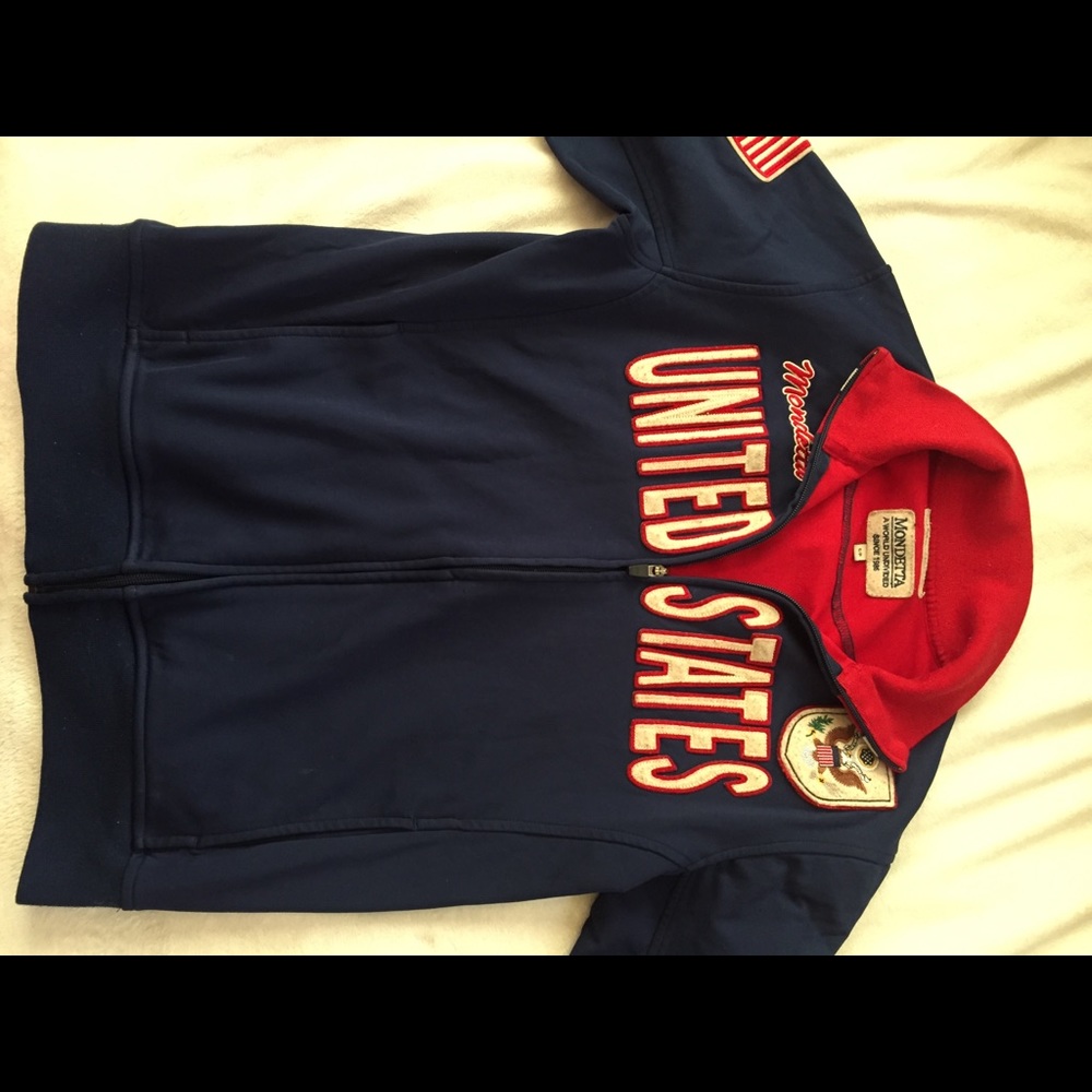 🇺🇸Mondetta sweater🇺🇸 great for World Cup 🌏